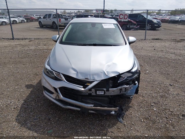 Aukcja sprzedaży 2018 Chevrolet Cruze Lt Auto, vin: 1G1BE5SM8J7195418, numer aukcji: 44879143