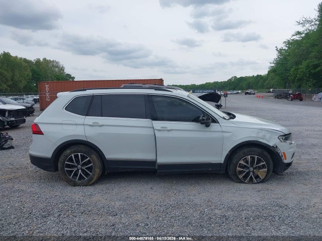 2021 Volkswagen Tiguan 2.0t Se/2.0t Se R-line Black/2.0t Sel მანქანა იყიდება აუქციონზე, vin: 3VV2B7AX7MM092803, აუქციონის ნომერი: 44879155
