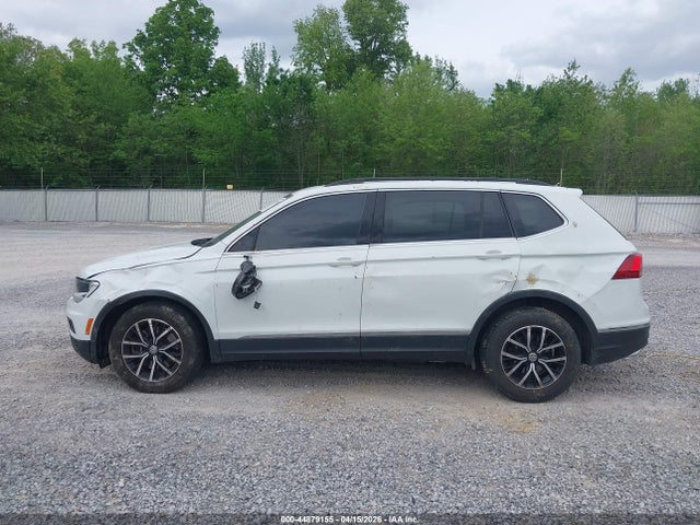 2021 Volkswagen Tiguan 2.0t Se/2.0t Se R-line Black/2.0t Sel მანქანა იყიდება აუქციონზე, vin: 3VV2B7AX7MM092803, აუქციონის ნომერი: 44879155