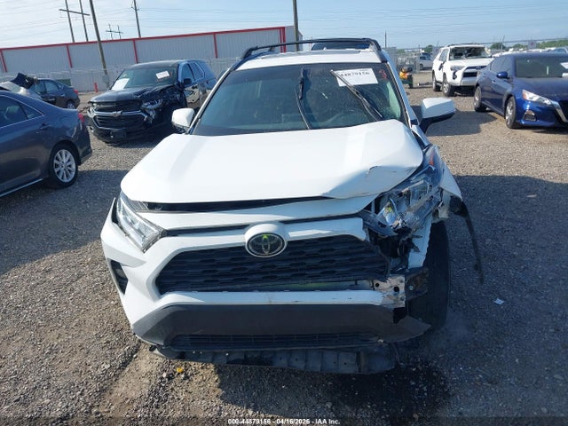 2020 Toyota Rav4 Xle მანქანა იყიდება აუქციონზე, vin: 2T3W1RFV0LW075554, აუქციონის ნომერი: 44879156