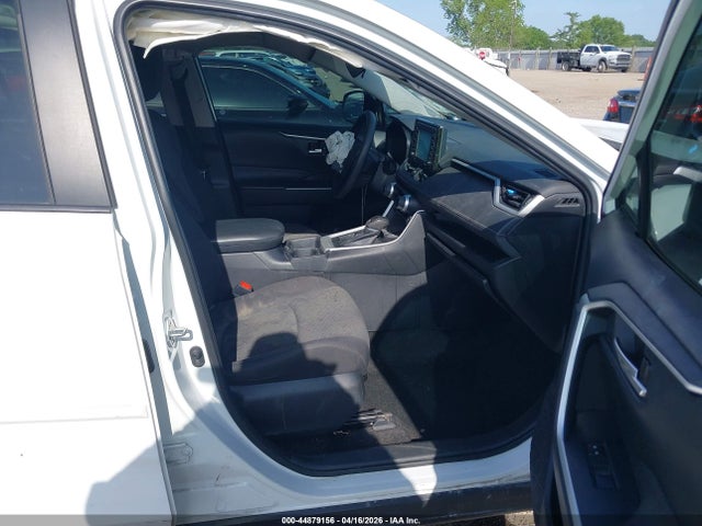 2020 Toyota Rav4 Xle მანქანა იყიდება აუქციონზე, vin: 2T3W1RFV0LW075554, აუქციონის ნომერი: 44879156
