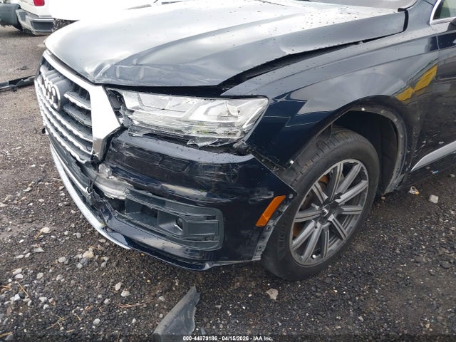 Продажа на аукционе авто 2017 Audi Q7 3.0t Premium, vin: WA1VAAF79HD026818, номер лота: 44879186