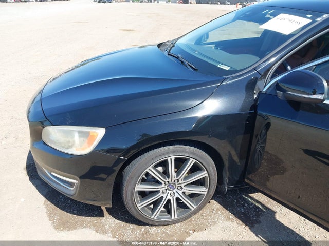 YV1612FS2E2278559 Volvo S60 T5 Platinum