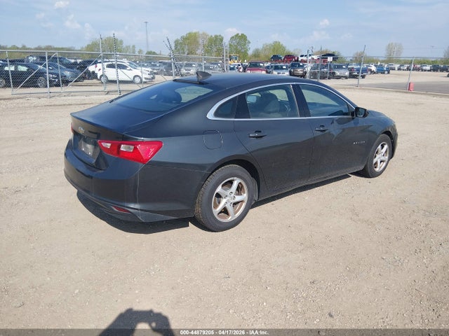2018 CHEVROLET MALIBU 1G1ZC5ST9JF160307 Photo 3