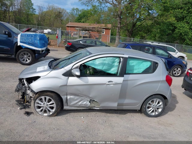 2020 Chevrolet Spark Fwd 1lt Automatic მანქანა იყიდება აუქციონზე, vin: KL8CD6SA9LC419390, აუქციონის ნომერი: 44879227