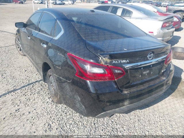 1N4AL3AP9JC282394 Nissan Altima 2.5 Sr
