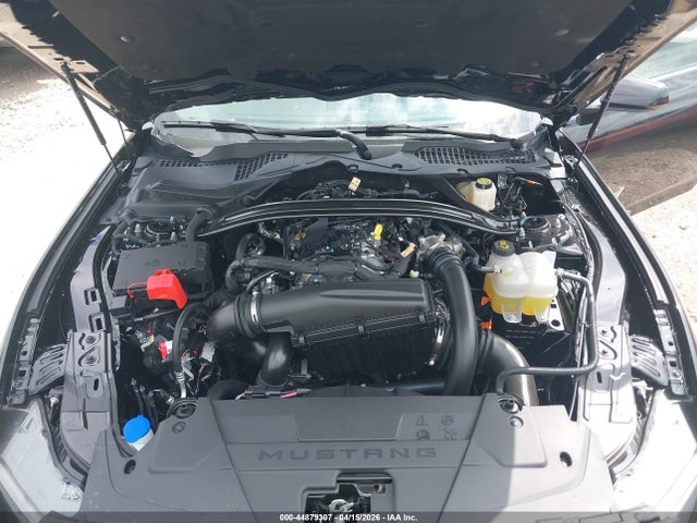 44879307 :رقم المزاد ، 1FAGP8UH5T5119586 vin ، 2026 Ford Mustang مزاد بيع