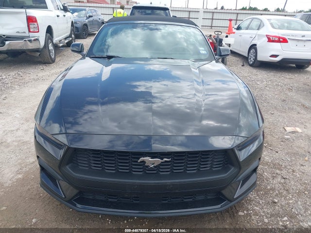 44879307 :رقم المزاد ، 1FAGP8UH5T5119586 vin ، 2026 Ford Mustang مزاد بيع