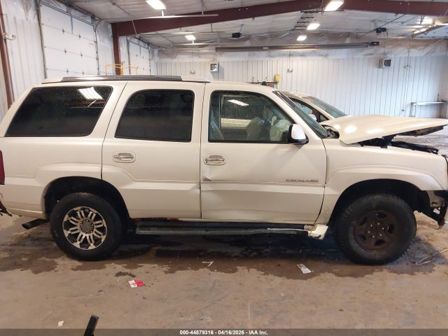 2003 Cadillac Escalade Standard მანქანა იყიდება აუქციონზე, vin: 1GYEK63N33R215957, აუქციონის ნომერი: 44879316