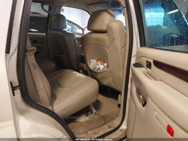 2003 Cadillac Escalade Standard მანქანა იყიდება აუქციონზე, vin: 1GYEK63N33R215957, აუქციონის ნომერი: 44879316