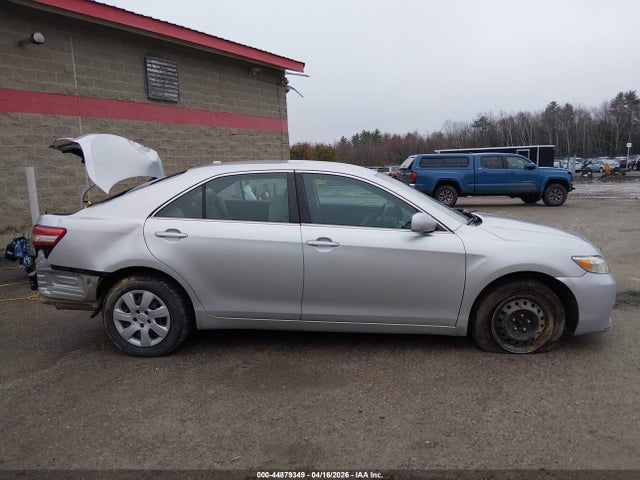 2010 Toyota Camry Le მანქანა იყიდება აუქციონზე, vin: 4T4BF3EK7AR059965, აუქციონის ნომერი: 44879349