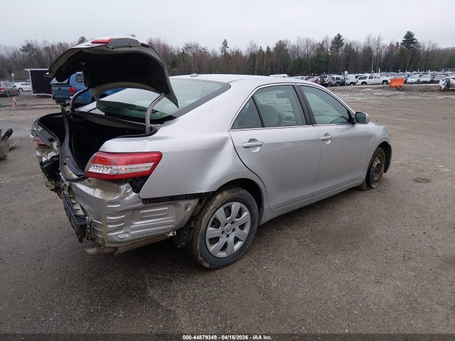 2010 Toyota Camry Le მანქანა იყიდება აუქციონზე, vin: 4T4BF3EK7AR059965, აუქციონის ნომერი: 44879349