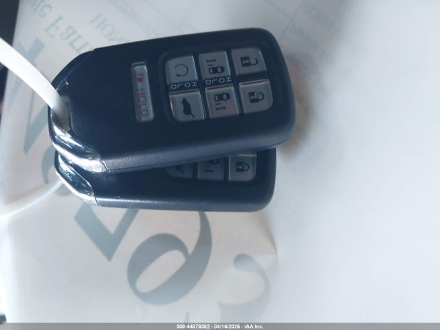 Продажа на аукционе авто 2023 Honda Odyssey Sport, vin: 5FNRL6H72PB010141, номер лота: 44879382