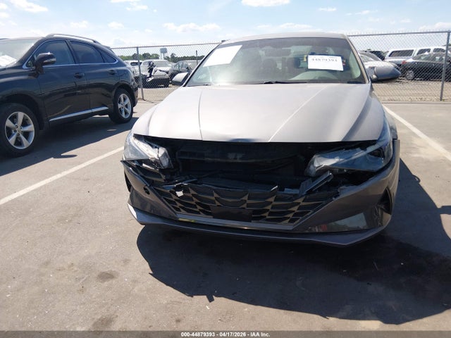 2022 Hyundai Elantra Sel მანქანა იყიდება აუქციონზე, vin: KMHLN4AG4NU299103, აუქციონის ნომერი: 44879393
