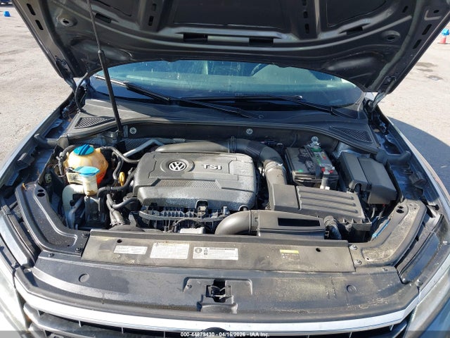 Продаж на аукціоні авто 2017 Volkswagen Passat 1.8t R-line, vin: 1VWDT7A35HC062611, номер лоту: 44879430