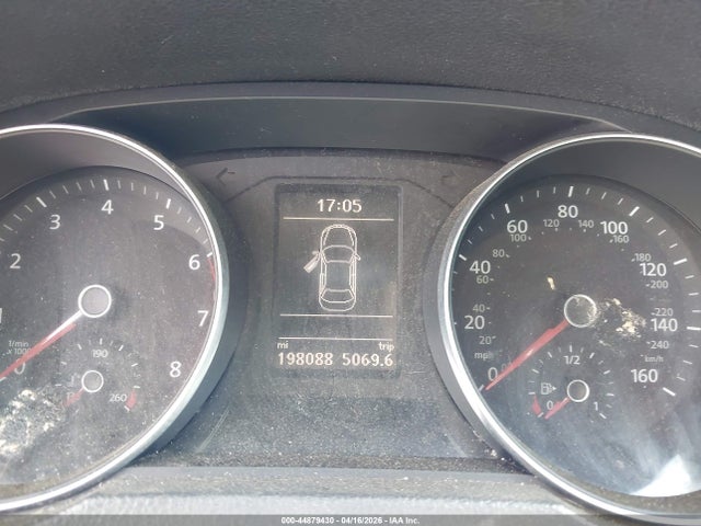 Продаж на аукціоні авто 2017 Volkswagen Passat 1.8t R-line, vin: 1VWDT7A35HC062611, номер лоту: 44879430