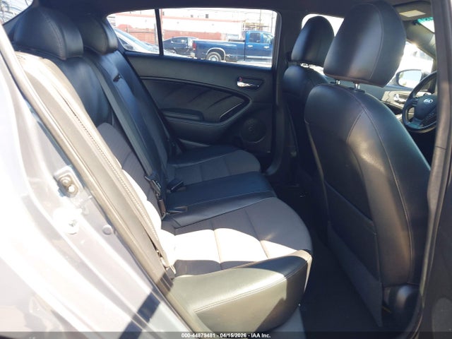 KIA FORTE SX 2015 KNAFZ5A33F5397380 Image 8