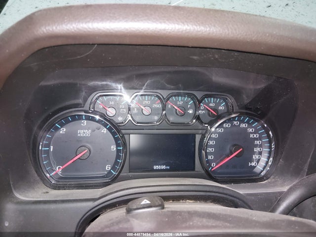 Auction sale of the 2019 Chevrolet Suburban Lt, vin: 1GNSKHKC2KR394972, lot number: 44879494