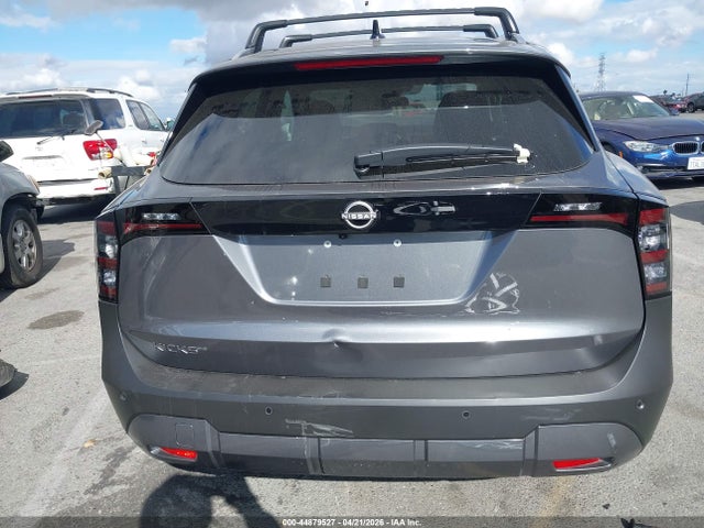 44879527 :رقم المزاد ، 3N8AP6CE8TL353236 vin ، 2026 Nissan Kicks Sv مزاد بيع