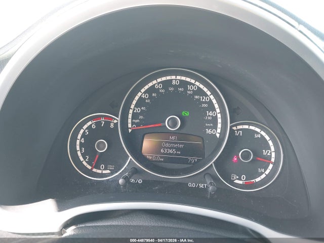 44879540 :رقم المزاد ، 3VWVA7AT4DM663463 vin ، 2013 Volkswagen Beetle Turbo مزاد بيع
