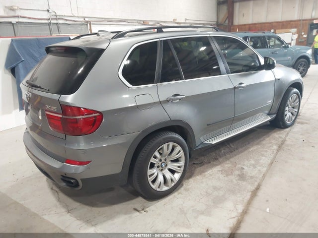 2011 BMW X5 5UXZV8C59BL418992 Photo 3