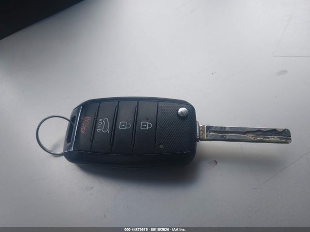 KNDJN2A25F7777047 KIA Soul !