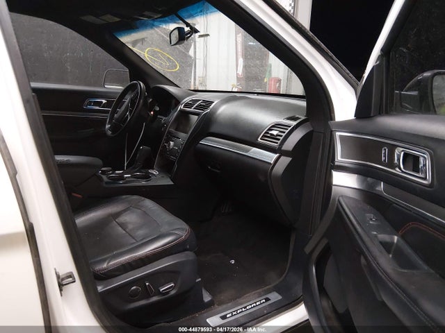 1FM5K8GT5GGA30574 Ford EXPLORER SPORT