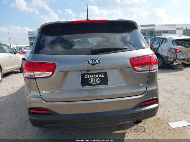 Продажа на аукционе авто 2016 Kia Sorento 2.4l L, vin: 5XYPG4A34GG061110, номер лота: 44879602