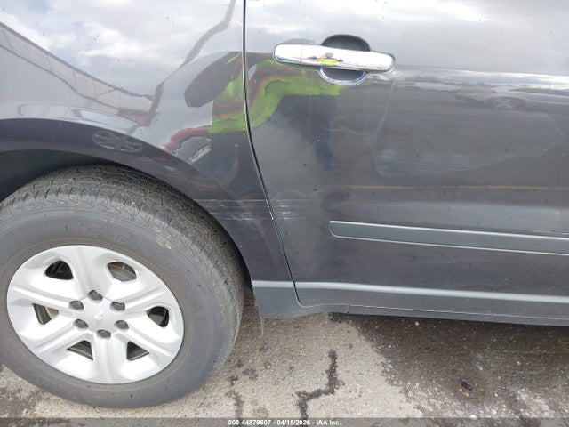 Chevrolet Traverse Ls 2015 1GNKRFKD1FJ304840 Image 13