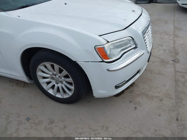 2012 Chrysler 300 მანქანა იყიდება აუქციონზე, vin: 2C3CCAAG4CH179606, აუქციონის ნომერი: 44879612