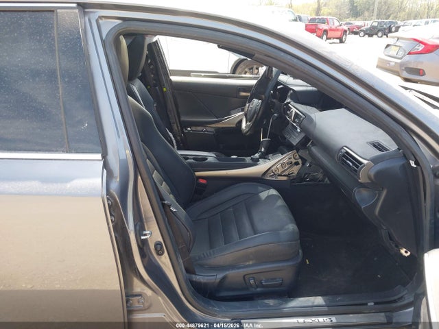 2020 LEXUS IS 300 JTHG81F24L5040786 Photo 4