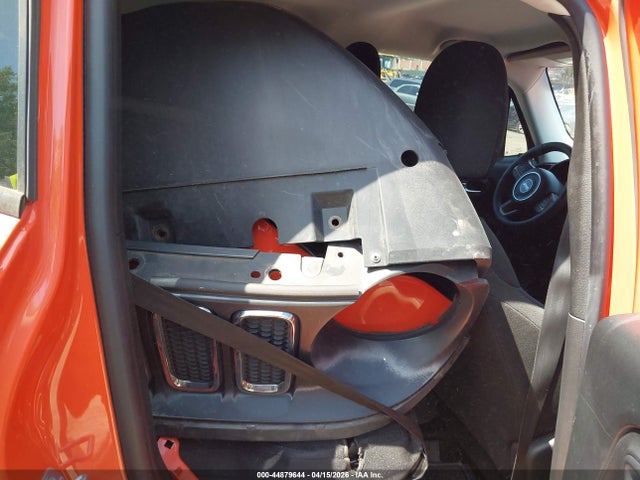 44879644 :رقم المزاد ، ZACCJBAT4GPD47074 vin ، 2016 Jeep Renegade Sport مزاد بيع