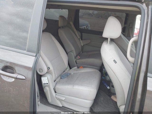 Продаж на аукціоні авто 2016 Kia Sedona Lx, vin: KNDMB5C13G6112358, номер лоту: 44879673
