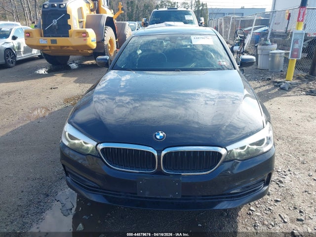 Auction sale of the 2018 Bmw 530i Xdrive, vin: WBAJA7C5XJWA71318, lot number: 44879676