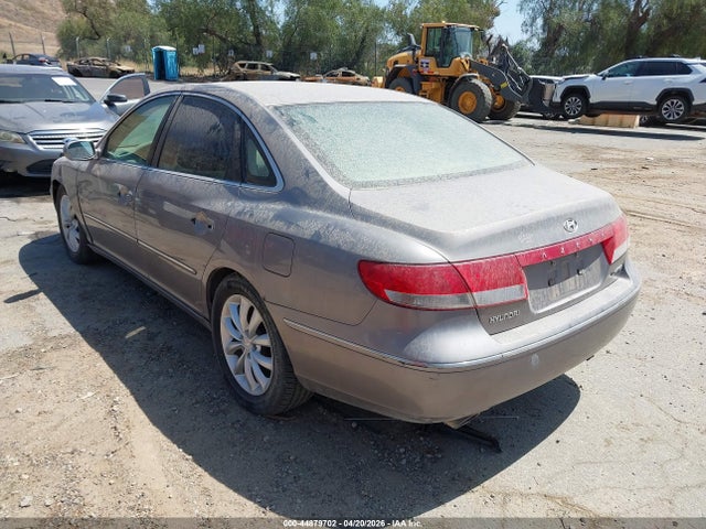 2006 Hyundai Azera Limited/se მანქანა იყიდება აუქციონზე, vin: KMHFC46F86A085401, აუქციონის ნომერი: 44879702