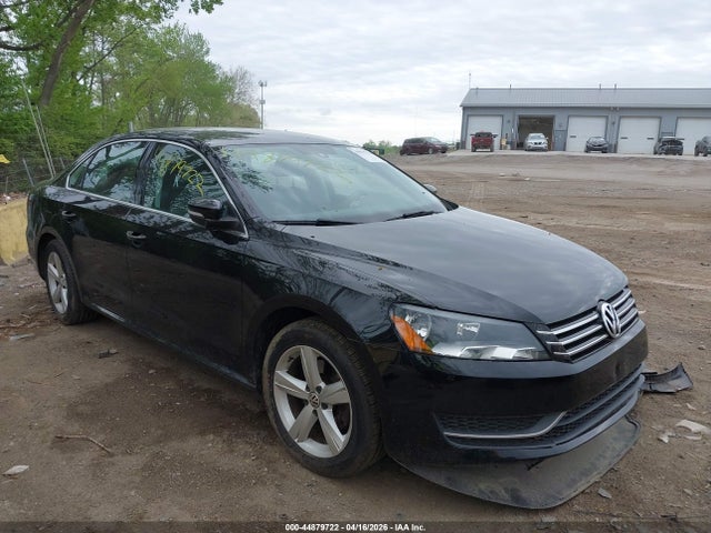 Продажа на аукционе авто 2014 Volkswagen Passat 1.8t Se, vin: 1VWBS7A31EC042250, номер лота: 44879722