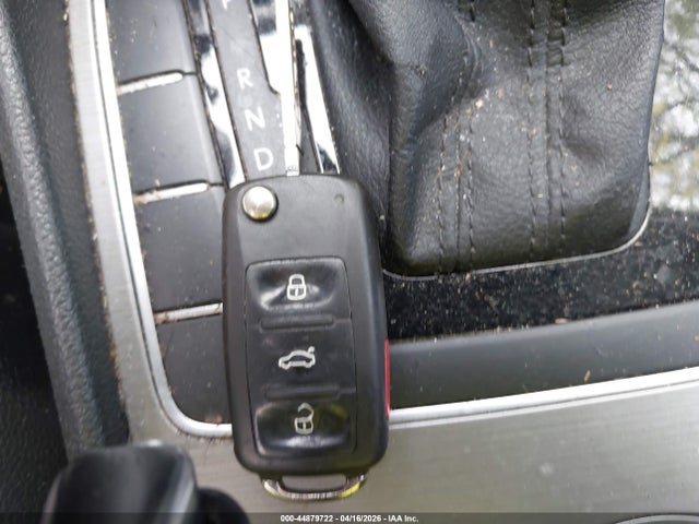 Продажа на аукционе авто 2014 Volkswagen Passat 1.8t Se, vin: 1VWBS7A31EC042250, номер лота: 44879722