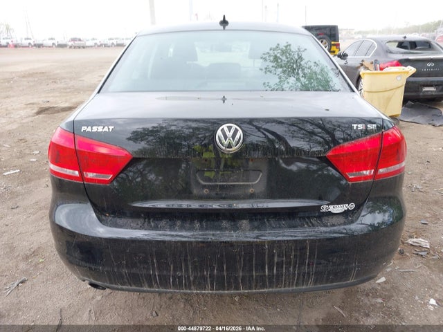 44879722 :رقم المزاد ، 1VWBS7A31EC042250 vin ، 2014 Volkswagen Passat 1.8t Se مزاد بيع