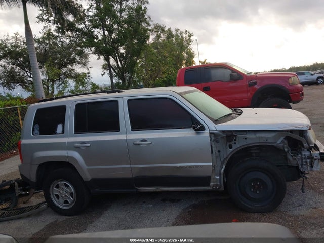 2014 Jeep Patriot Sport მანქანა იყიდება აუქციონზე, vin: 1C4NJPBA5ED509647, აუქციონის ნომერი: 44879742