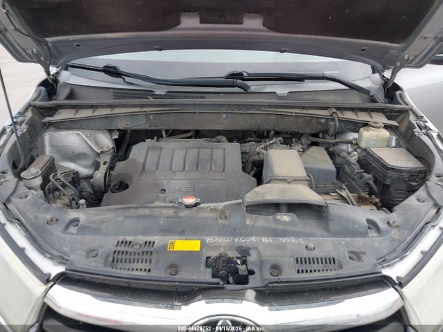 2016 Toyota Highlander Xle V6 მანქანა იყიდება აუქციონზე, vin: 5TDKKRFH9GS179313, აუქციონის ნომერი: 44879752
