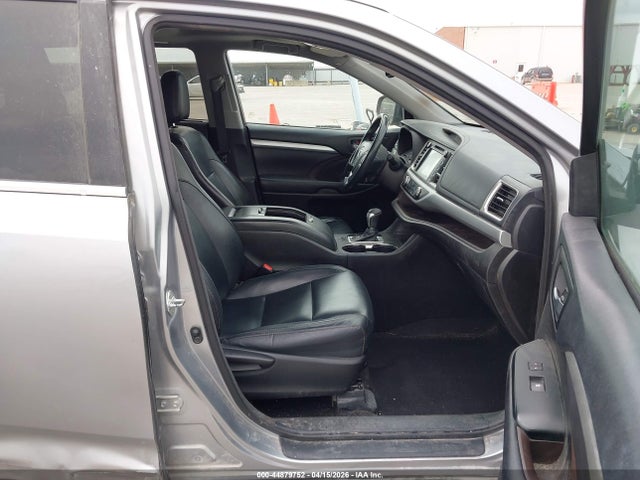 2016 Toyota Highlander Xle V6 მანქანა იყიდება აუქციონზე, vin: 5TDKKRFH9GS179313, აუქციონის ნომერი: 44879752
