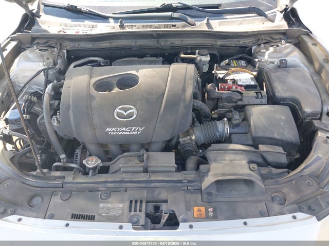 44879758 :رقم المزاد ، 3MZBN1U76JM188364 vin ، 2018 Mazda Mazda3 Sport مزاد بيع