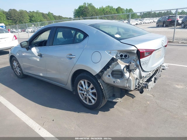 44879758 :رقم المزاد ، 3MZBN1U76JM188364 vin ، 2018 Mazda Mazda3 Sport مزاد بيع