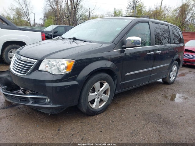2016 Chrysler Town & Country Touring-l მანქანა იყიდება აუქციონზე, vin: 2C4RC1CG3GR305456, აუქციონის ნომერი: 44879793