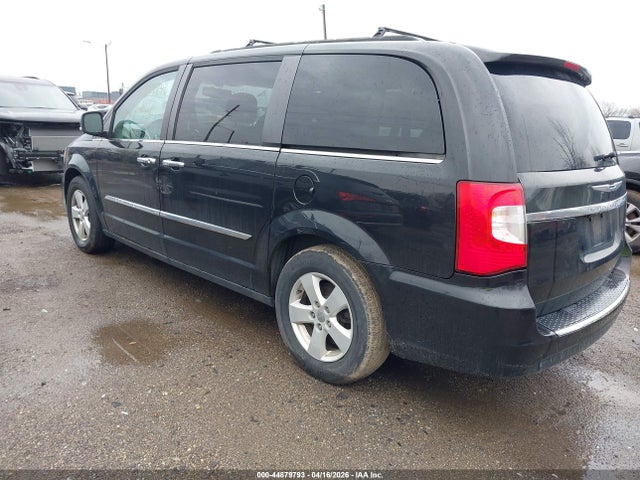 2016 Chrysler Town & Country Touring-l მანქანა იყიდება აუქციონზე, vin: 2C4RC1CG3GR305456, აუქციონის ნომერი: 44879793