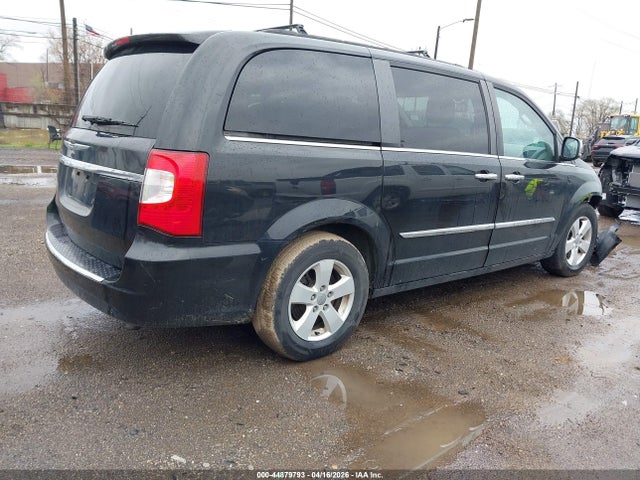 2016 Chrysler Town & Country Touring-l მანქანა იყიდება აუქციონზე, vin: 2C4RC1CG3GR305456, აუქციონის ნომერი: 44879793