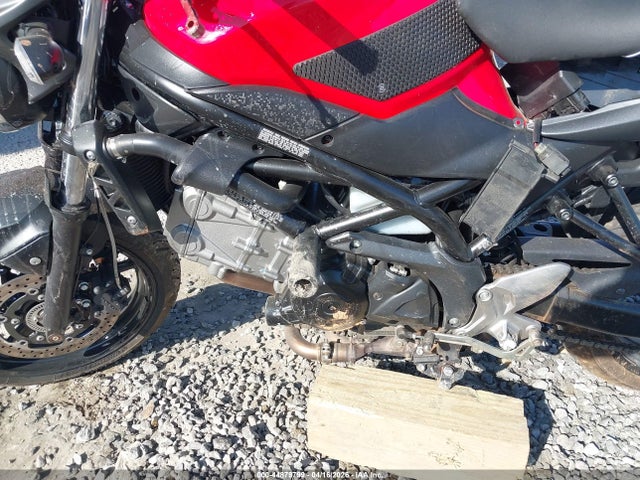 Suzuki SV650 2017 JS1VP55A9H2100530 Image 9