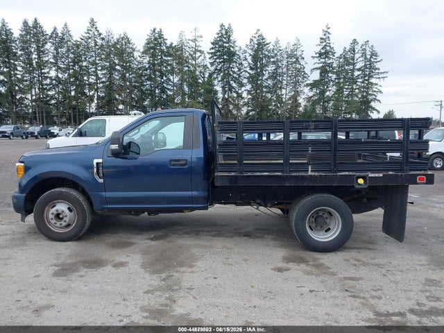 Ford F-350 Chassis Xl 2017 1FDRF3G66HEE66060 Image 15