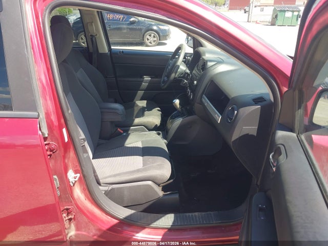 2015 Jeep Compass Sport მანქანა იყიდება აუქციონზე, vin: 1C4NJDBBXFD371001, აუქციონის ნომერი: 44879806