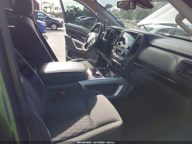 Продажа на аукционе авто 2022 Nissan Titan Sv 4x2, vin: 1N6AA1EF2NN102721, номер лота: 44879825